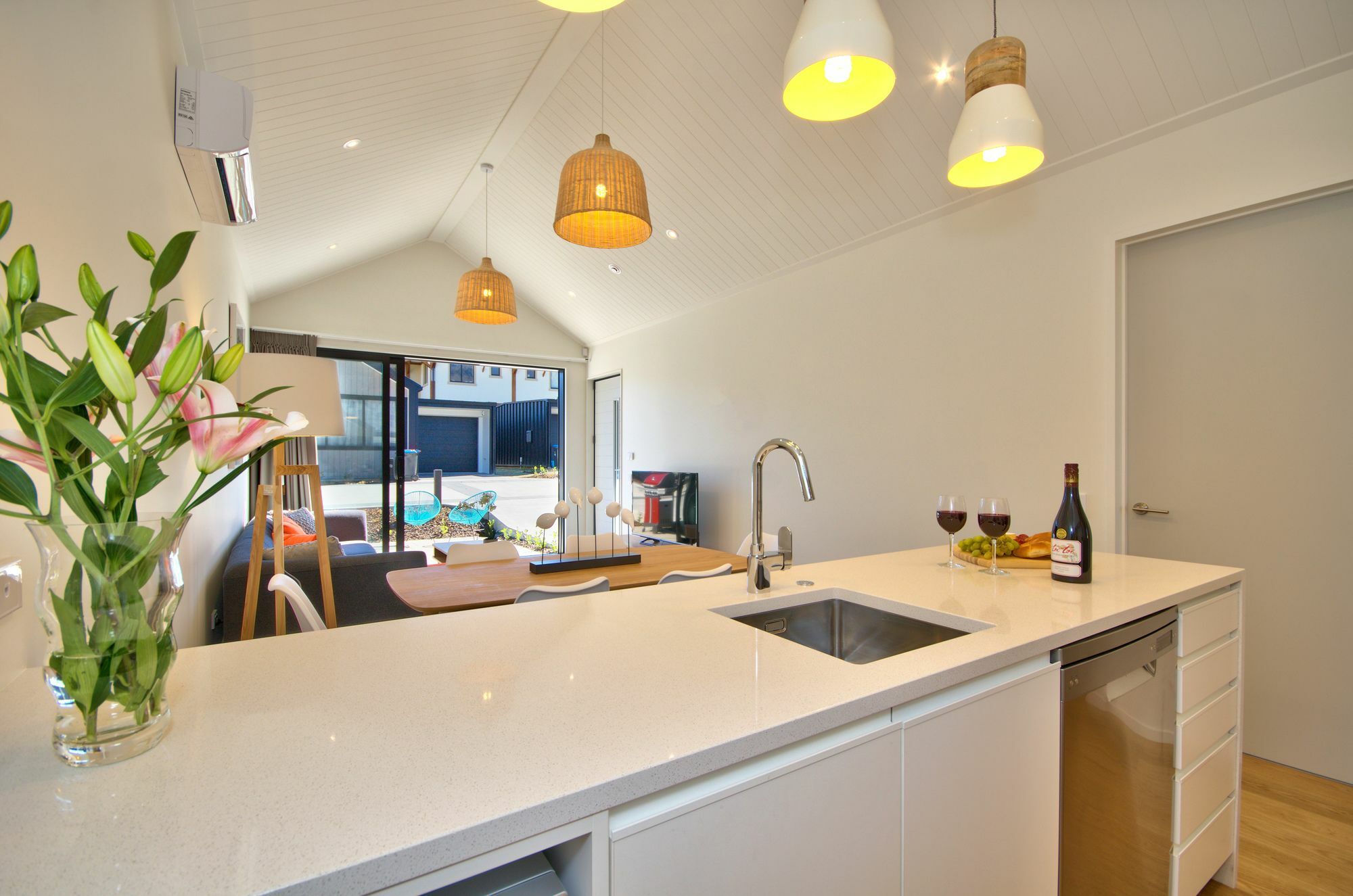 Cherry Blossom Holiday Apartment Queenstown Buitenkant foto