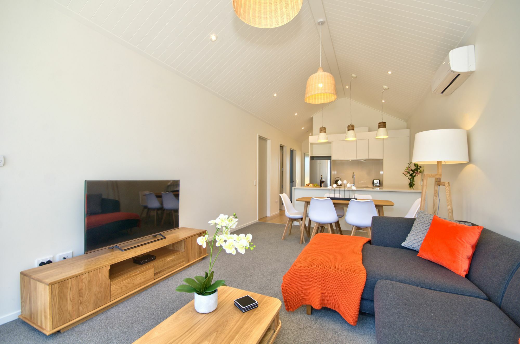 Cherry Blossom Holiday Apartment Queenstown Buitenkant foto